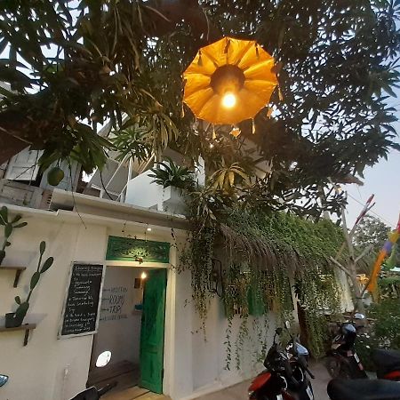 Ostello The Bodhi Tree Karimunjawa Esterno foto